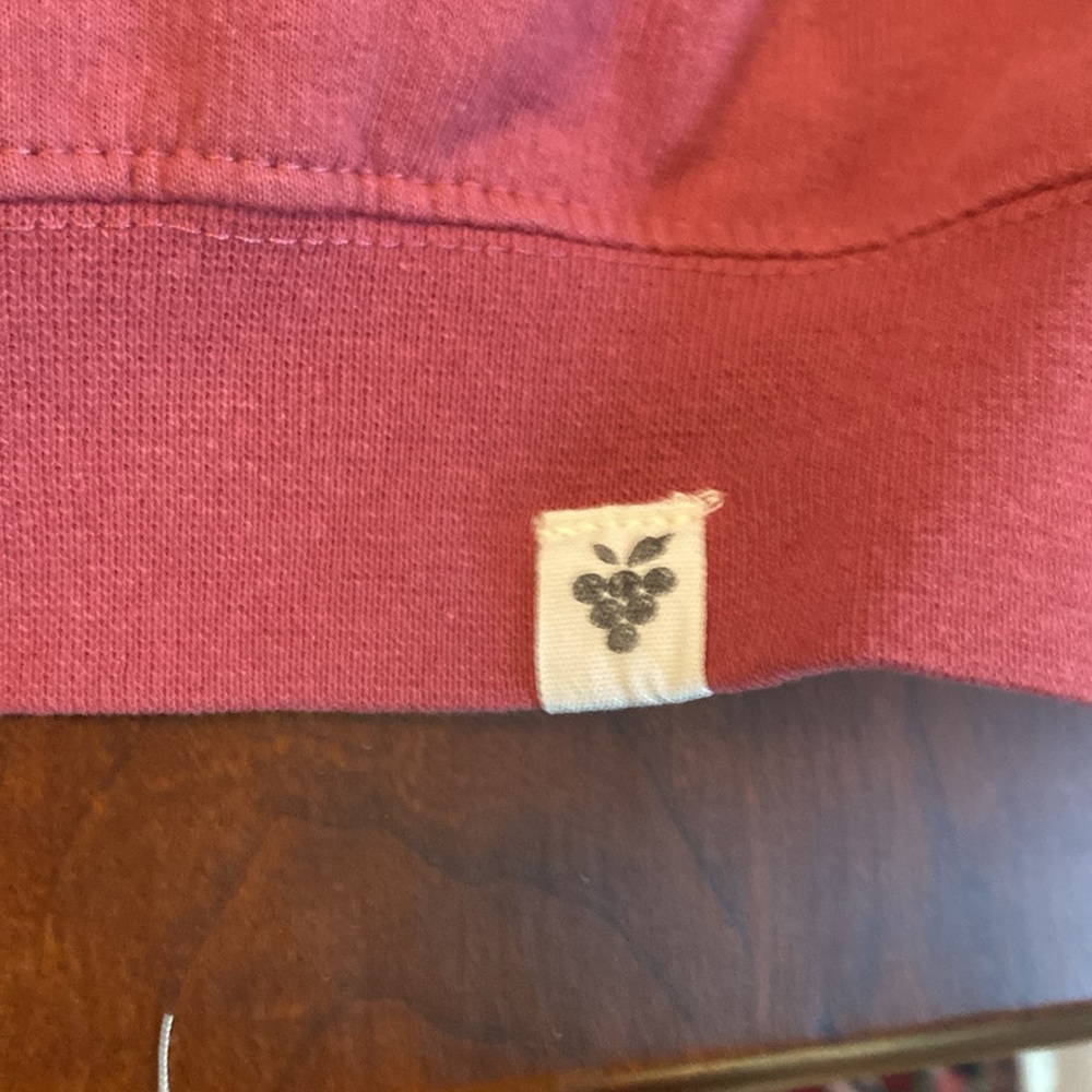 Wildwood light weight sweatshirt. 80 cotton 20 poly. New without tag. - Picture 3 of 4